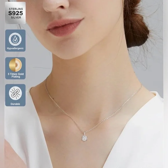 1.0 carat MOISSANITE ROUND PENDANT NECKLACE S925Sterling silver/gold plate chain - Picture 2 of 5